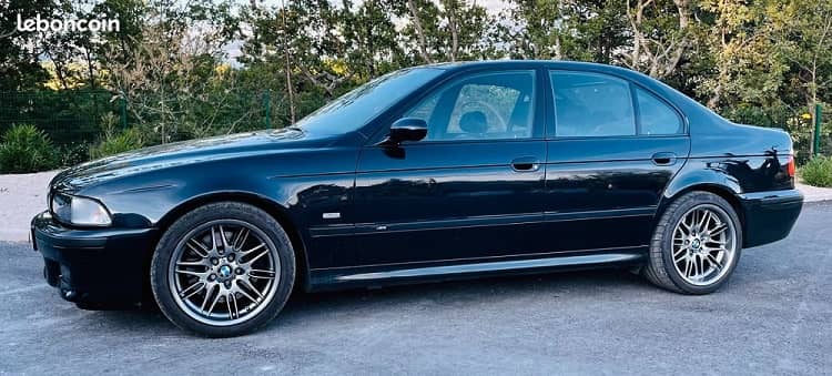 automobile BMW  M5 E39 modèle 1998